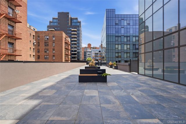 144-49 Northern Boulevard 402, Flushing, NY 11354