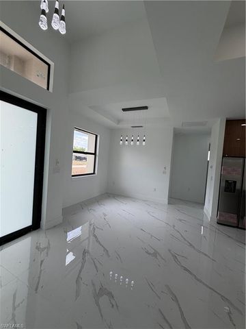 771 Courtland AVE S, Lehigh Acres, FL 33974