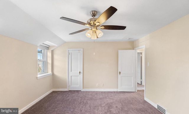 4044 DAYTON RD, Drexel Hill, PA 19026