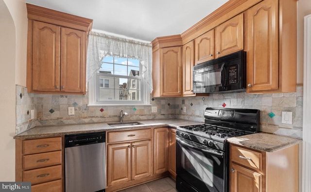 4044 DAYTON RD, Drexel Hill, PA 19026