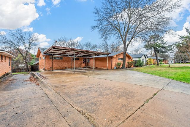 3414 Spruce Valley Lane, Dallas, TX 75233