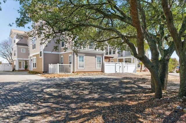 2304 Red Tide RD, Virginia Beach, VA 23451