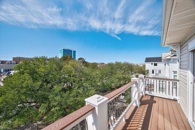 2304 Red Tide RD, Virginia Beach, VA 23451