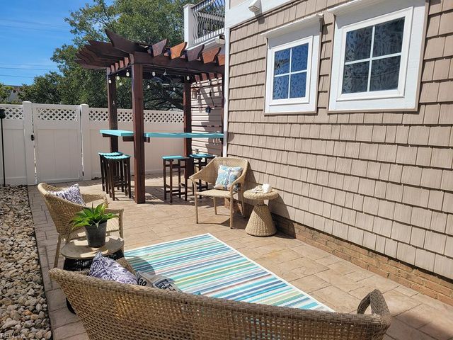 2304 Red Tide RD, Virginia Beach, VA 23451