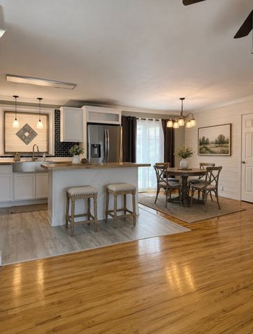 300 Clearview Dr, Smyrna, TN 37167
