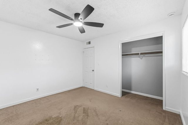 4665 W Ashcroft Avenue, Fresno, CA 93722