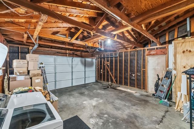 4665 W Ashcroft Avenue, Fresno, CA 93722