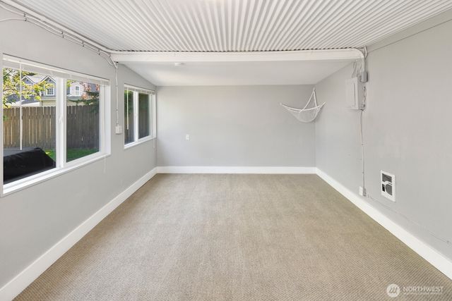 17904 8th Avenue NE, Shoreline, WA 98155