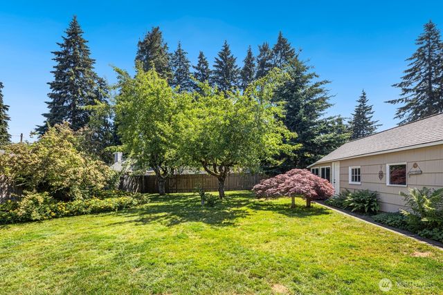 17904 8th Avenue NE, Shoreline, WA 98155