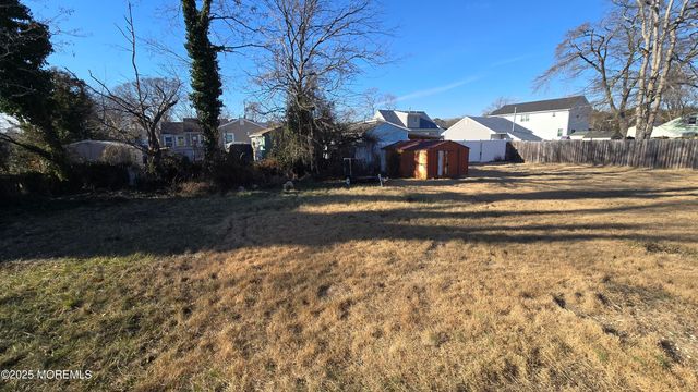 554 Lillie Road, Toms River, NJ 08753