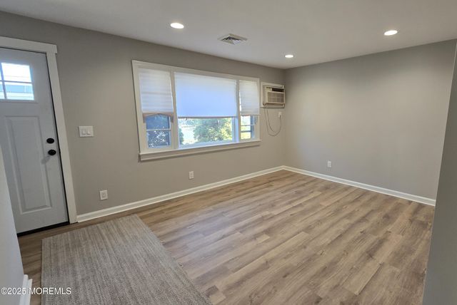 554 Lillie Road, Toms River, NJ 08753