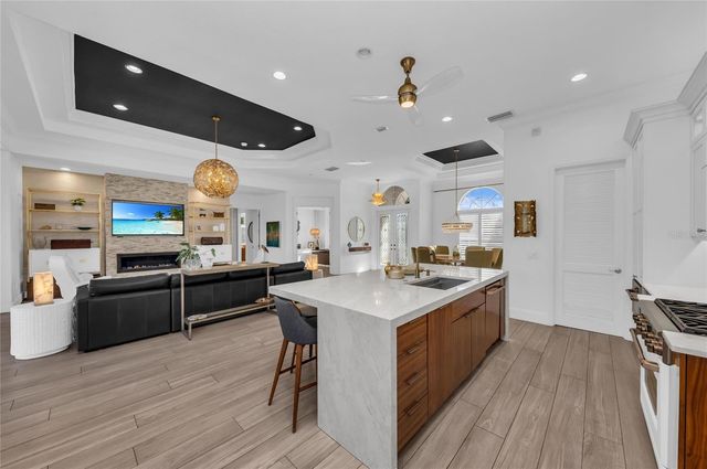 7137 ASHLAND GLEN, Lakewood Ranch, FL 34202