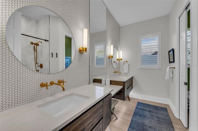 7137 ASHLAND GLEN, Lakewood Ranch, FL 34202