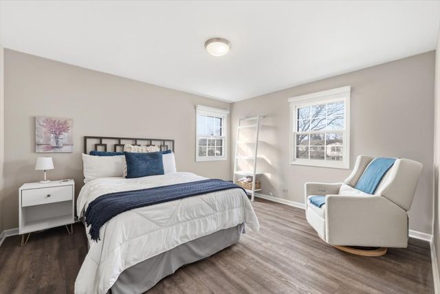 805 Sutton Drive, Northbrook, IL 60062