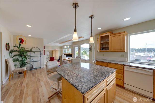837 Shoshone Drive, La Conner, WA 98257