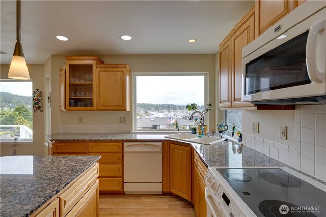 837 Shoshone Drive, La Conner, WA 98257