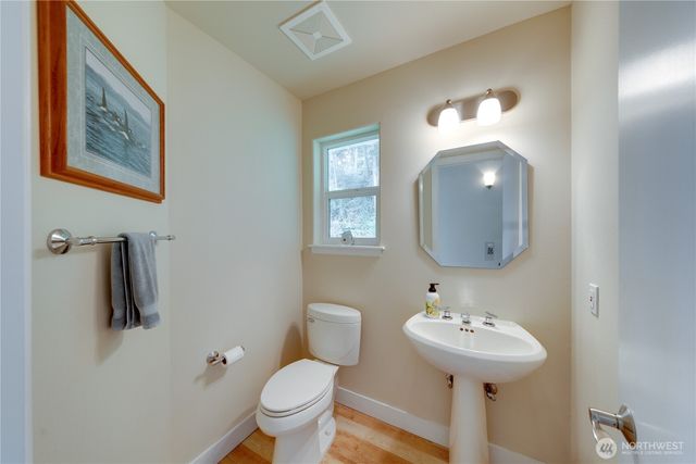 837 Shoshone Drive, La Conner, WA 98257