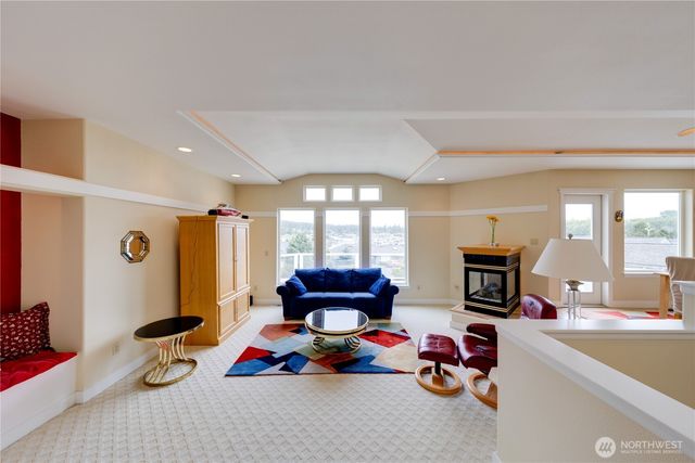 837 Shoshone Drive, La Conner, WA 98257