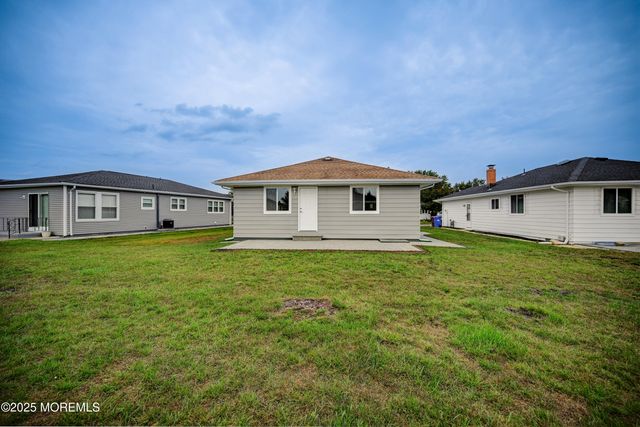 343 Barbados Drive N, Toms River, NJ 08757