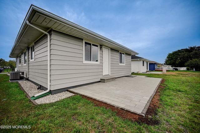 343 Barbados Drive N, Toms River, NJ 08757