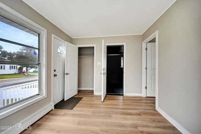 343 Barbados Drive N, Toms River, NJ 08757