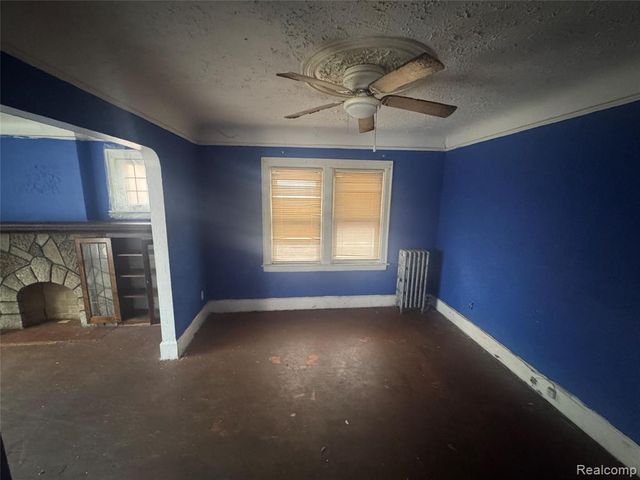 15416 Snowden Street, Detroit, MI 48227