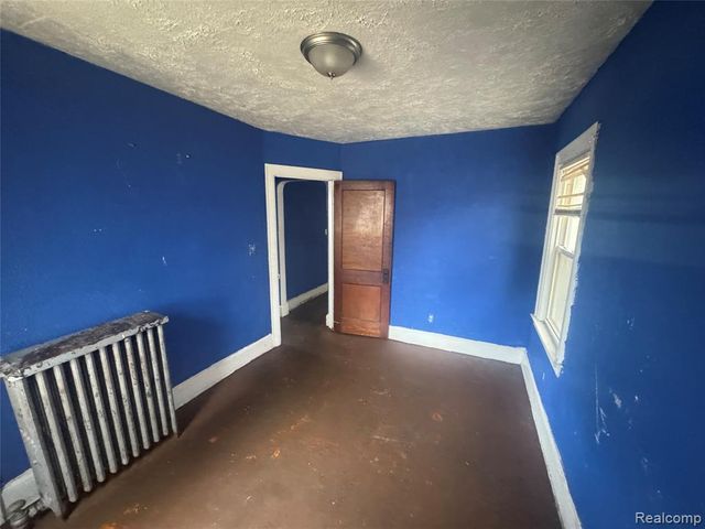 15416 Snowden Street, Detroit, MI 48227