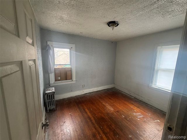 15416 Snowden Street, Detroit, MI 48227