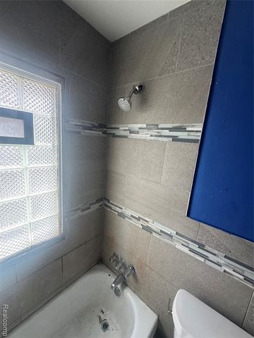 15416 Snowden Street, Detroit, MI 48227