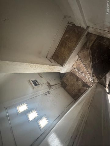 15416 Snowden Street, Detroit, MI 48227