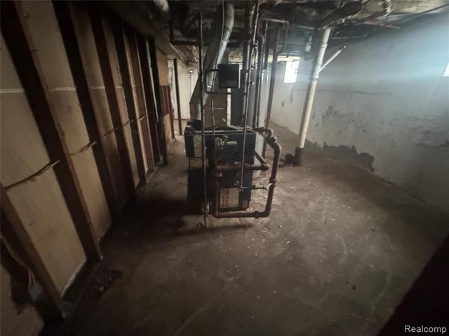 15416 Snowden Street, Detroit, MI 48227