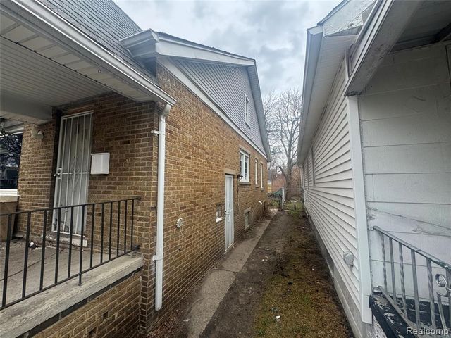 15416 Snowden Street, Detroit, MI 48227