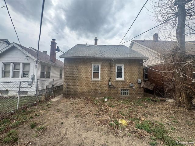 15416 Snowden Street, Detroit, MI 48227