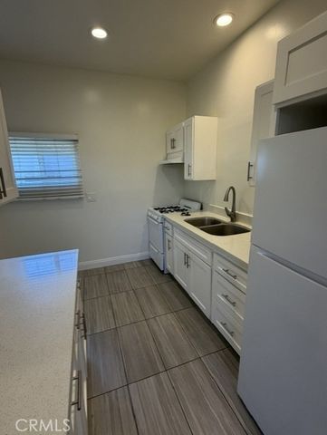 2017 Lovila Lane, Altadena, CA 91001