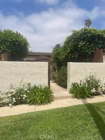 2017 Lovila Lane, Altadena, CA 91001