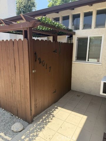 2017 Lovila Lane, Altadena, CA 91001