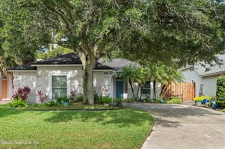 1562 LINKSIDE Drive, Atlantic Beach, FL 32233