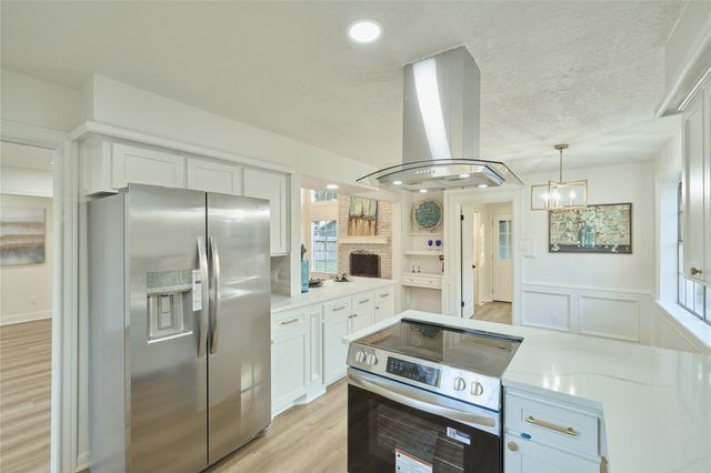 29 Devonshire Drive, Conroe, TX 77304