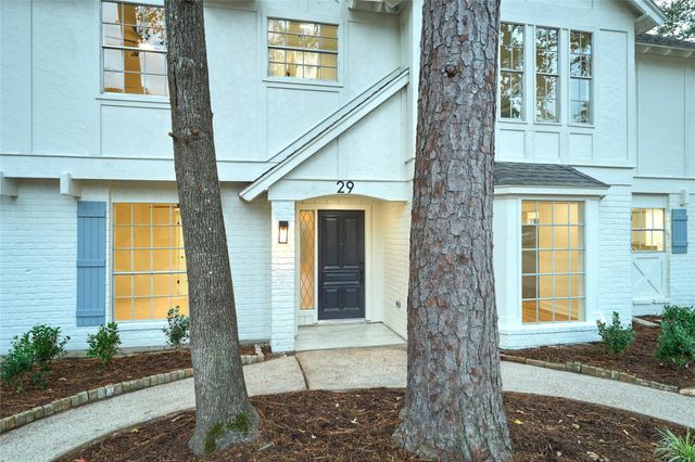 29 Devonshire Drive, Conroe, TX 77304