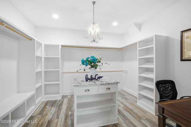 10093 E Shorecrest Road, Biloxi, MS 39532