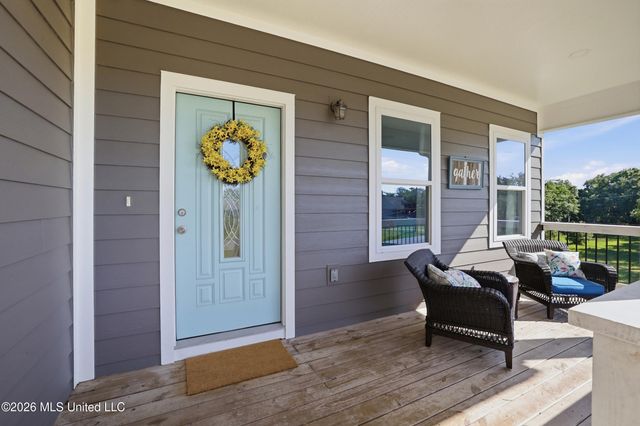 10093 E Shorecrest Road, Biloxi, MS 39532