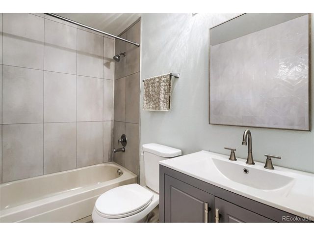 4292 S Salida Way 9-11, Aurora, CO 80013