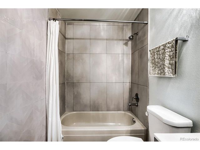 4292 S Salida Way 9-11, Aurora, CO 80013