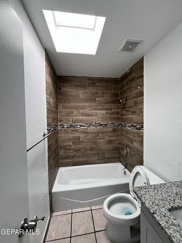 5524 Oakbriar Circle B, El Paso, TX 79932