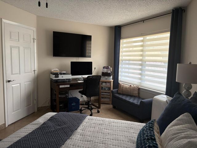 1025 Siena Oaks Circle W, Palm Beach Gardens, FL 33410