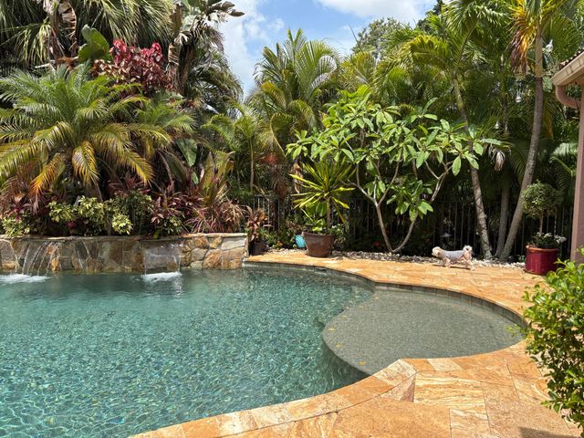 1025 Siena Oaks Circle W, Palm Beach Gardens, FL 33410