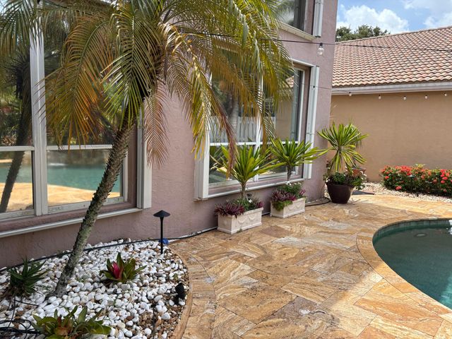 1025 Siena Oaks Circle W, Palm Beach Gardens, FL 33410
