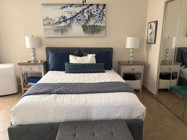 1025 Siena Oaks Circle W, Palm Beach Gardens, FL 33410