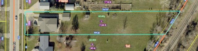 1355 Robins Road, Hiawatha, IA 52233