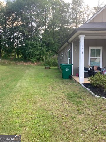 123 Chalfont Circle, Carrollton, GA 30117